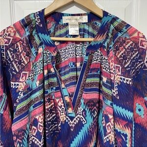 Urban Mangoz V Neck Sheer Tunic  Roll Tab Sleeve Boho Festival Womens 1X Aztec